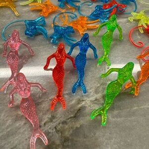 Colorful Mermaid Drink Markers